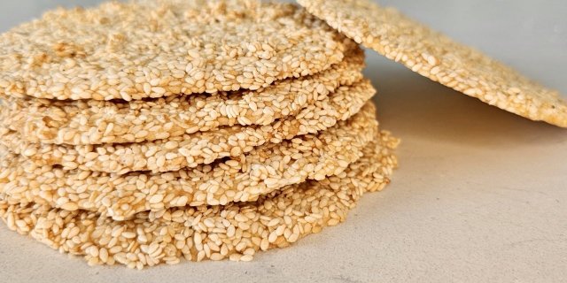 Sesame Cookies