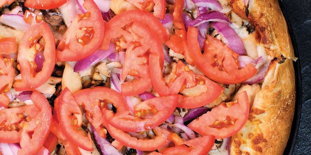 Garlic Bird Pizza