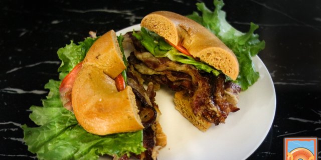 Classic BLT Sandwich