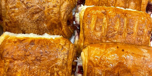 Raspberry Cream Cheese Danish