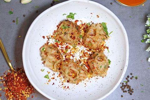 Butter Garlic Momo Tray