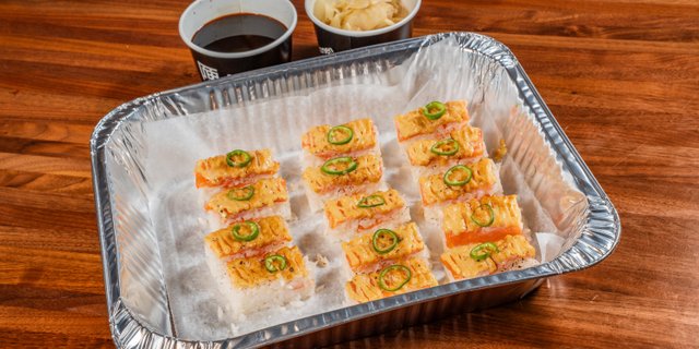 Salmon Aburi Oshi-Sushi Tray