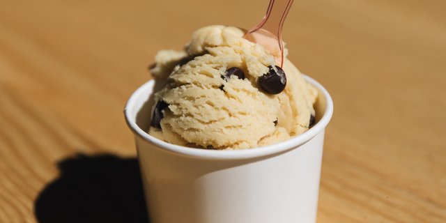 Chocolate Chip Cookie Dough Scoop