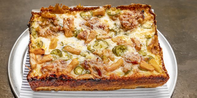 Gluten-Free "Haole" Not Hawaiian Pizza
