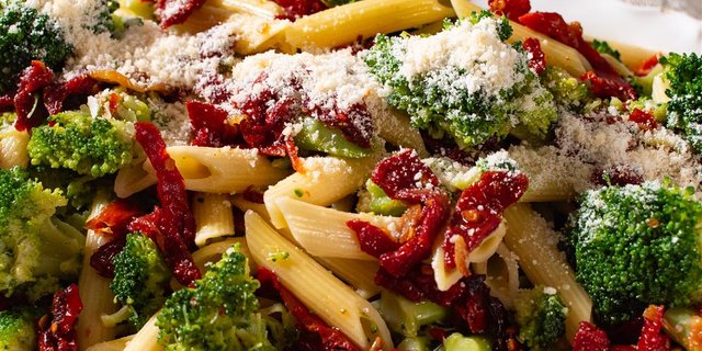 Pasta Broccoli Romano