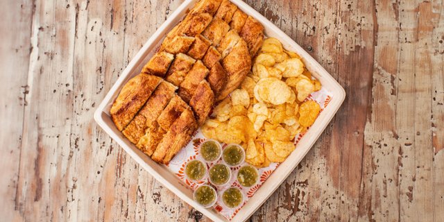 Croissant Pastry Trenza Tray