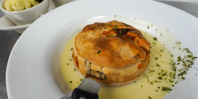Friar Clyn Chicken Pot Pie