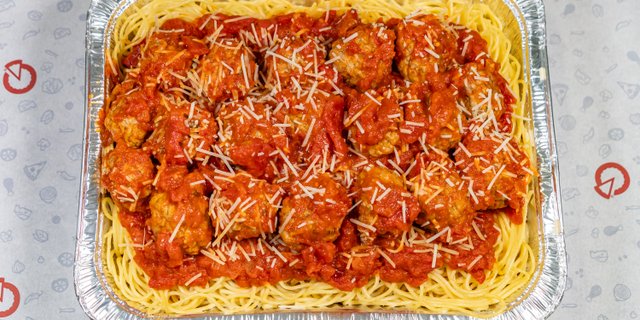 Spaghetti w/ Meatballs