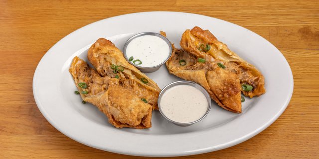 Philly Cheesesteak Egg Rolls