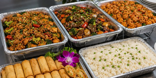 Deluxe Lunch Set Package For 65-90