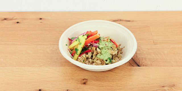 chicken verde classic bowl