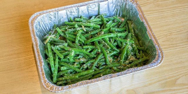 String Beans With Garlic Or Szechuan Chili Paste Tray