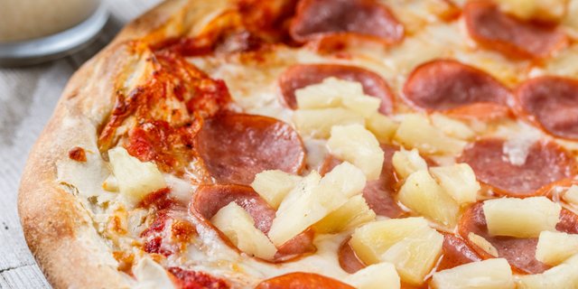 Hawaiian Pizza