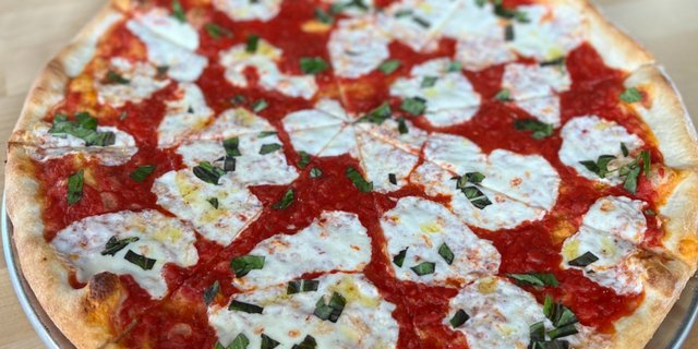 16" Nonna's Pizza