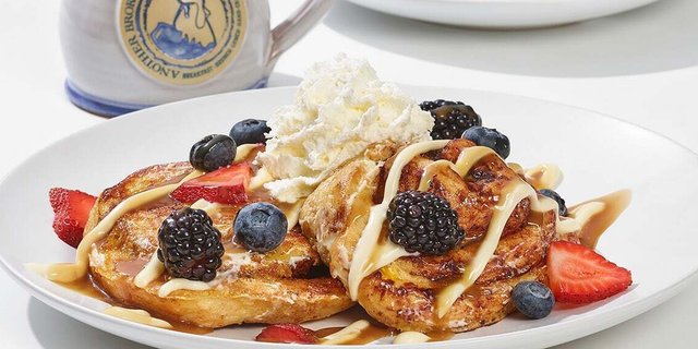 Cinnamon Roll French Toast