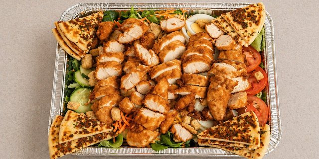 1/2 Tray Crispy Chicken Salad