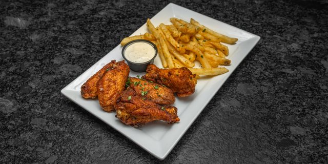 5 Wings & Fries