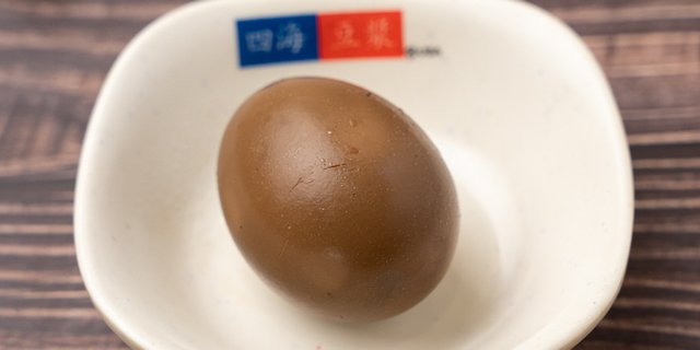 Marinated Eggs (滷蛋)