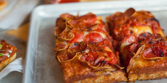 The Pepperoni Caulipower® Pizza