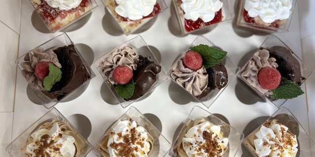 Dozen Vegan Cupcakes