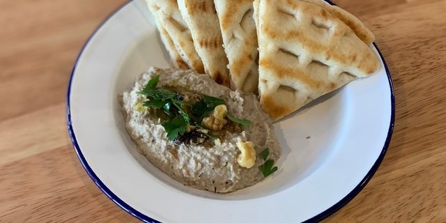 Eggplant Wallnut Dip