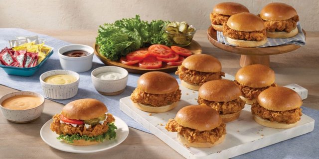 Build-Your-Own Fried Homestyle Chicken Sandwich Bar
