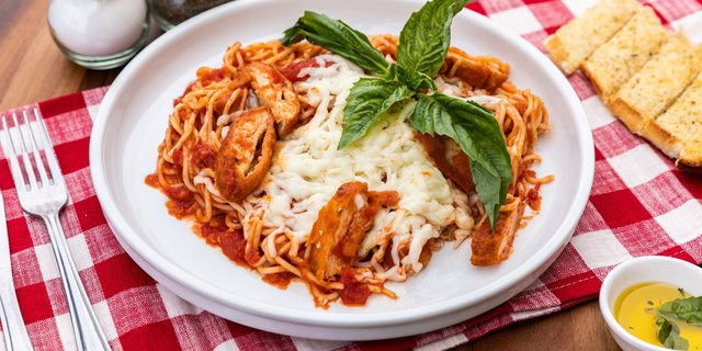Spaghetti w/ Chicken