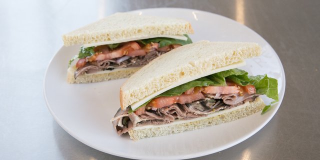 Roast Beef & Provolone Sandwich