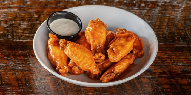 Mild Confit Chicken Wings