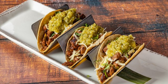 Adobo Steak Tacos Platter
