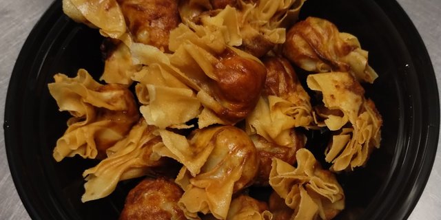 Fried Chicken Wontons