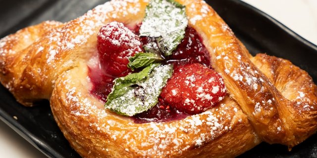 Raspberry Danish
