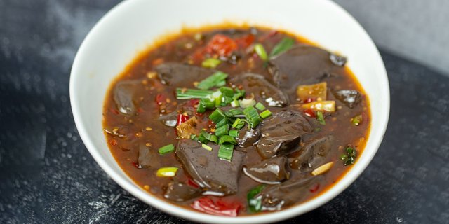 Duck Blood Curd in Spicy Pickled Chili Sauce