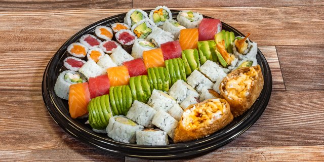 Standard Sushi Platter