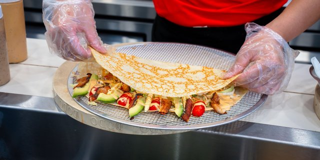 T-Swirl BLT Crêpe