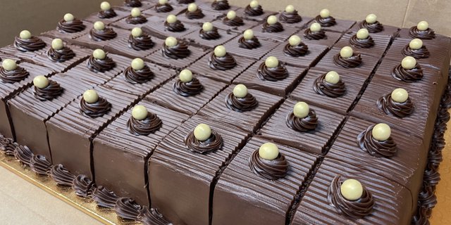 Pre-Cut Chocolate Sheet Cake