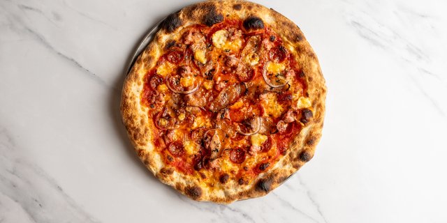 Meatza Pizza
