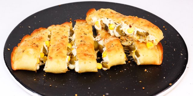 Sweet Corn, Jalapenos w/ Cheese