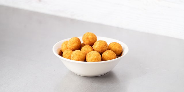 Cheeseballs