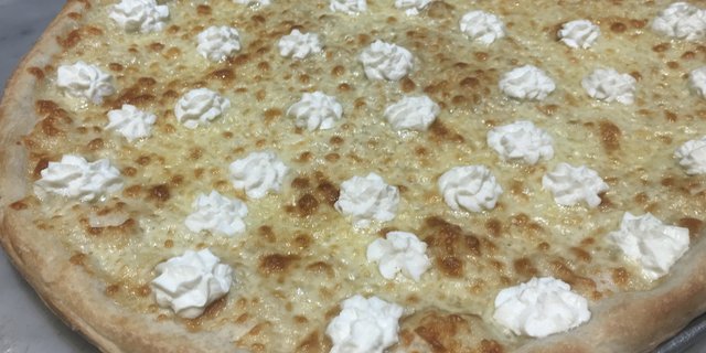 White Pizza w/ Ricotta