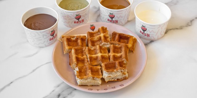 Waffle Box