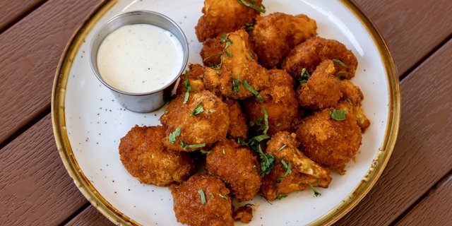 Buffalo Cauliflower Bites