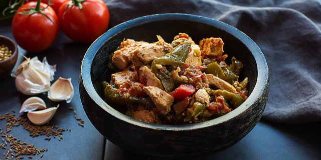 Karahi Paneer Tray | Cheese & Peppers