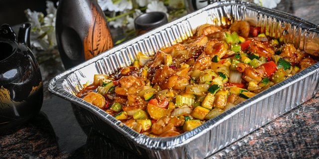 Kung Pao Shrimp Tray