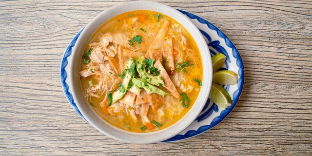 Alma's Sopa de Tortilla