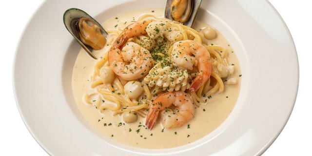 Seafood Cream Pasta