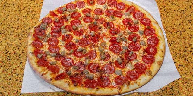 Carnivore Pizza