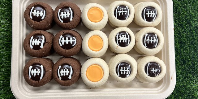 Football Cookie Trays