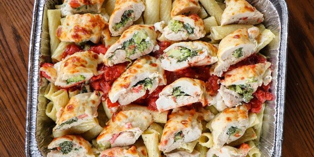 Chicken Spinoccoli Pasta Party Platter