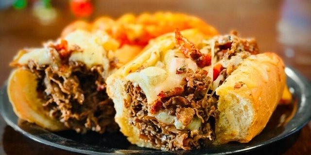 Scorno’s Italian Beef ($13 per person)